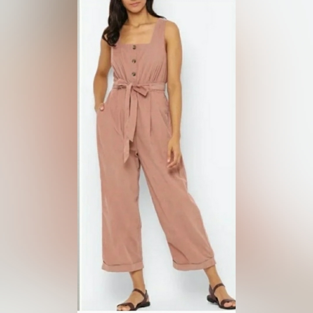 AMERICAN EAGLE PINK JUMPSUIT SIZE:L